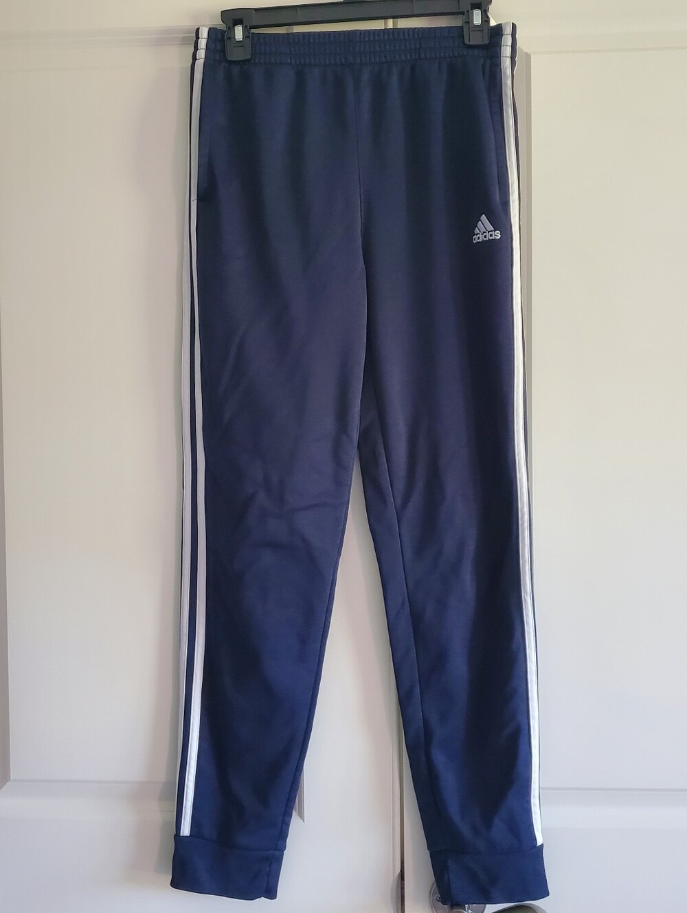 Adidas Boys XL 18/20 Dark Blue White Stripes Cuffed Jogging Pants Sporty Relaxed